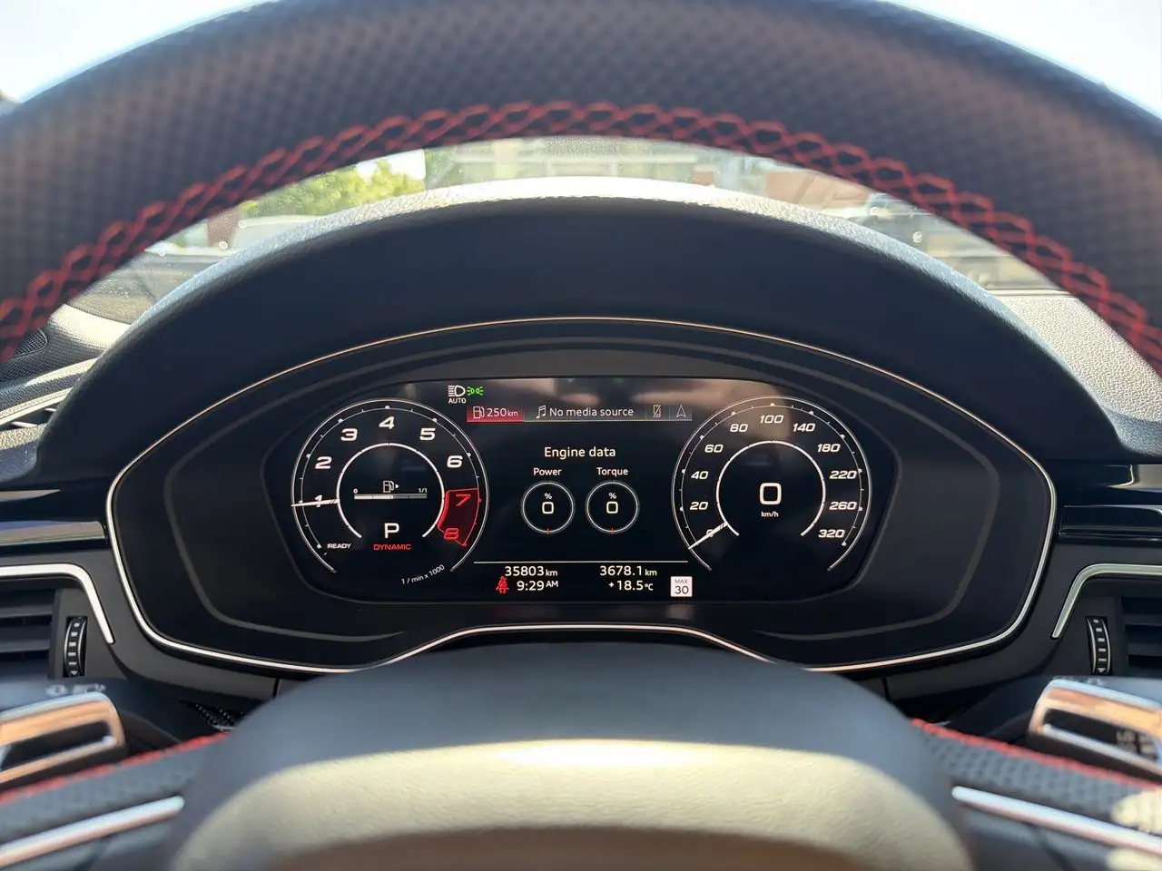 Audi RS5 снимка Audi RS5