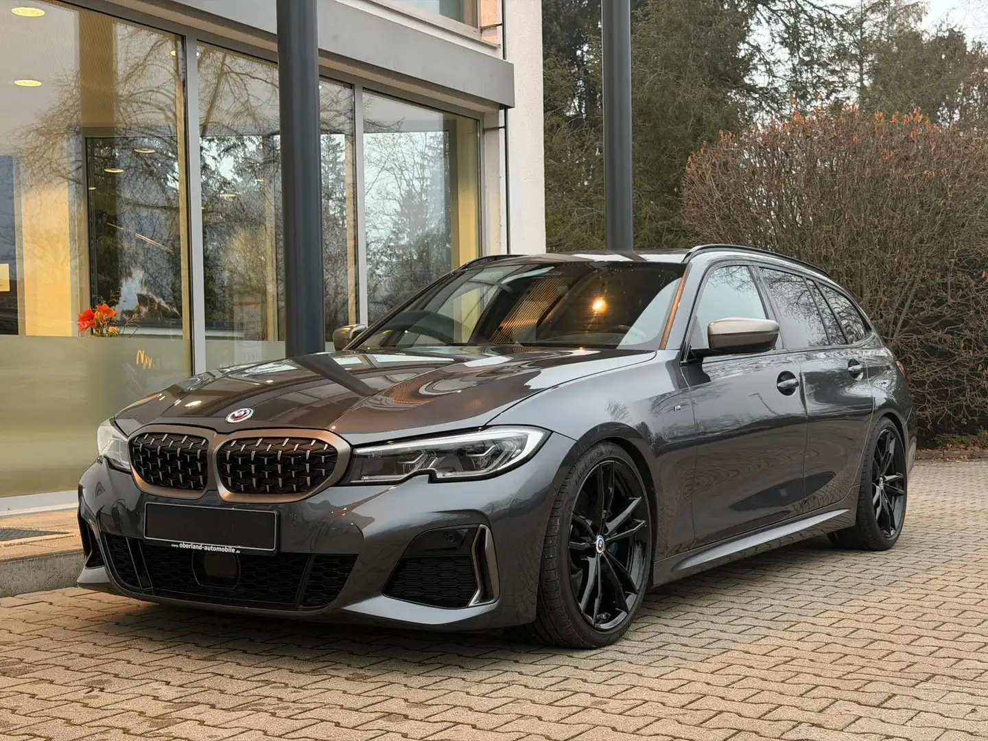 BMW 340 Touring xDrive / PANORAMA /LASER / AHK Grijs - 1