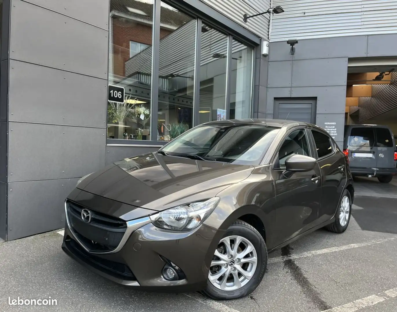 Mazda 2 - 1