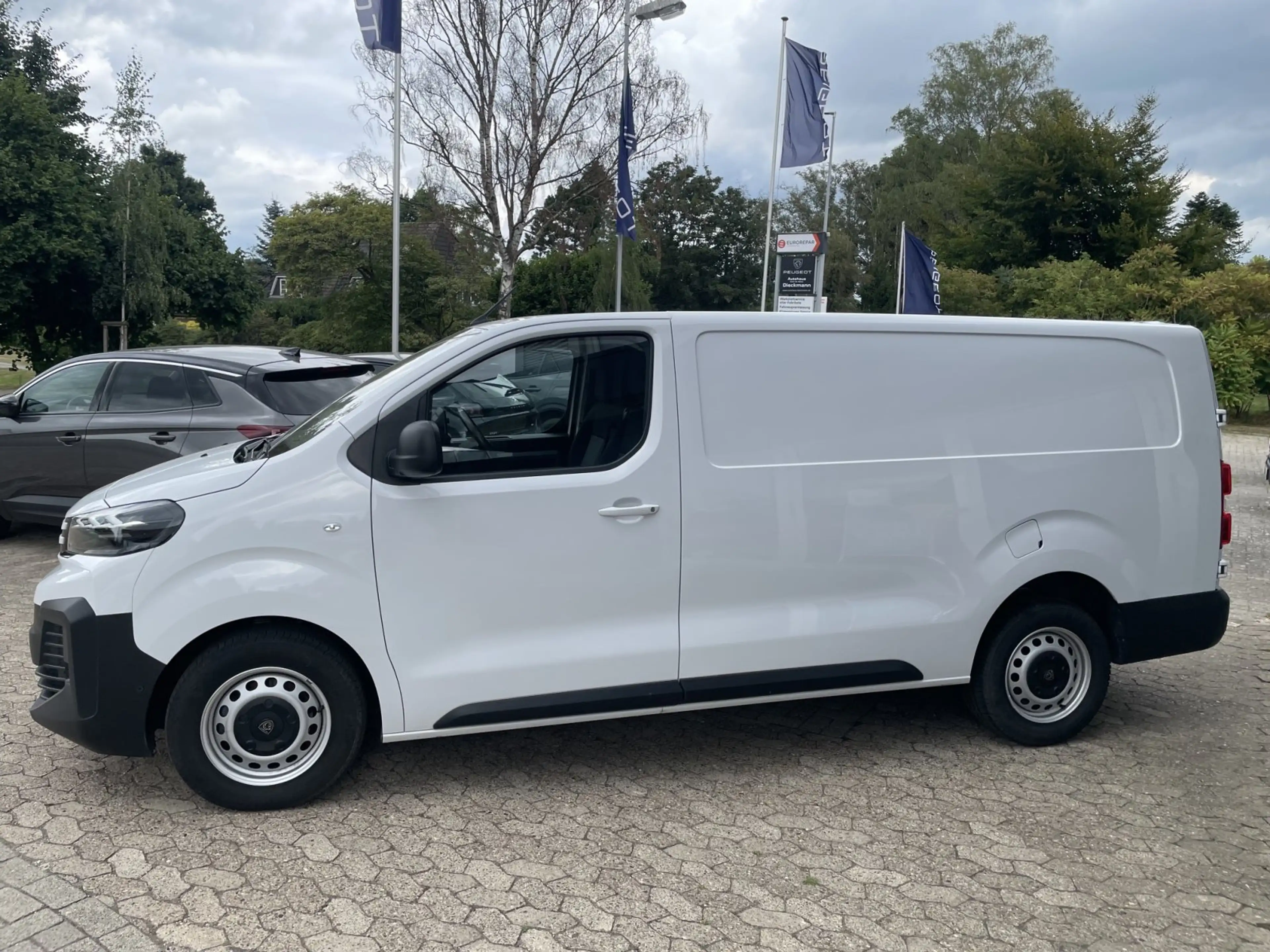 Peugeot Expert 2.0 BlueHDi 145 L3 — photo 3