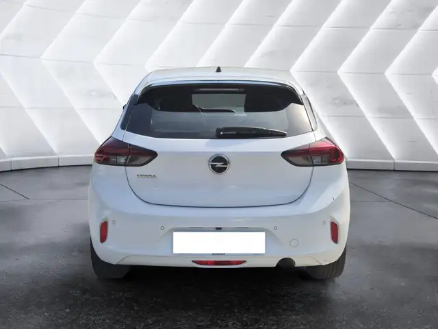 Opel Corsa view 3