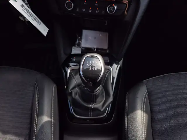Opel Corsa view 10