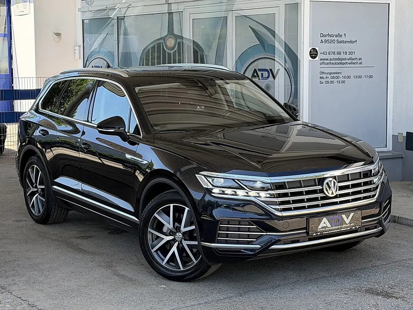 Volkswagen Touareg 4Motion V6 TDI SCR Elegance Aut. Blau - 2