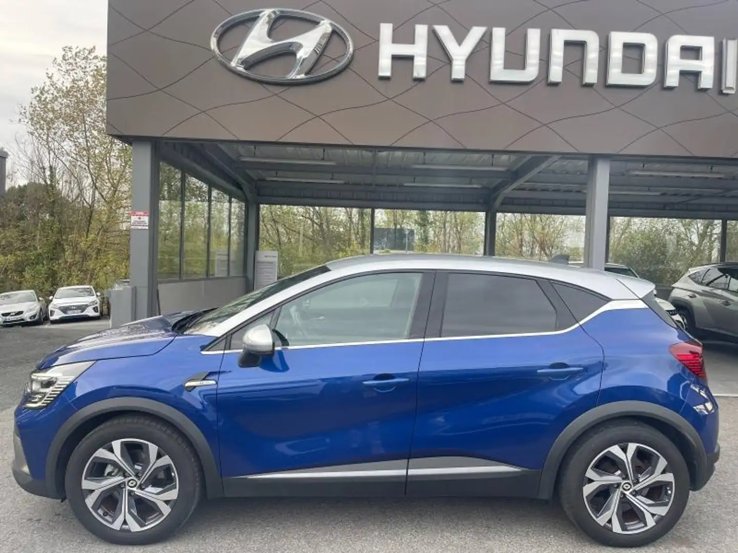 Renault Captur 1.6 E-Tech hybride 145ch RS Line -21 Bleu - 2