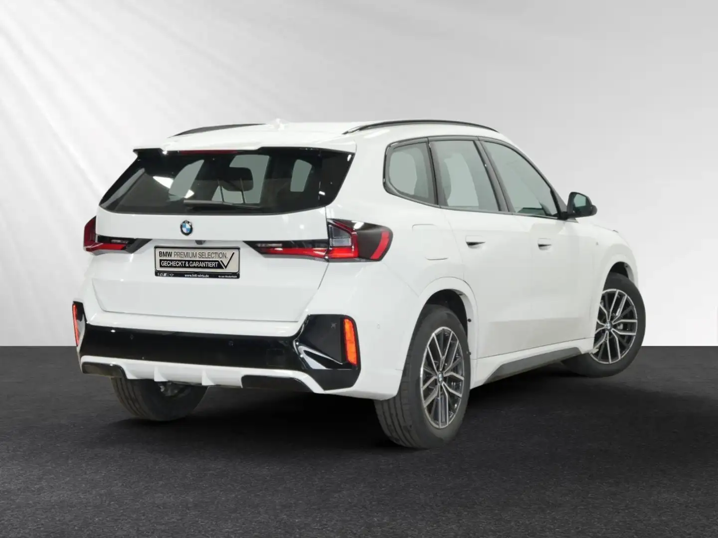 BMW X1 sDrive20d M Sport|AHK|Head-Up|Harman/Kardon Wit - 2