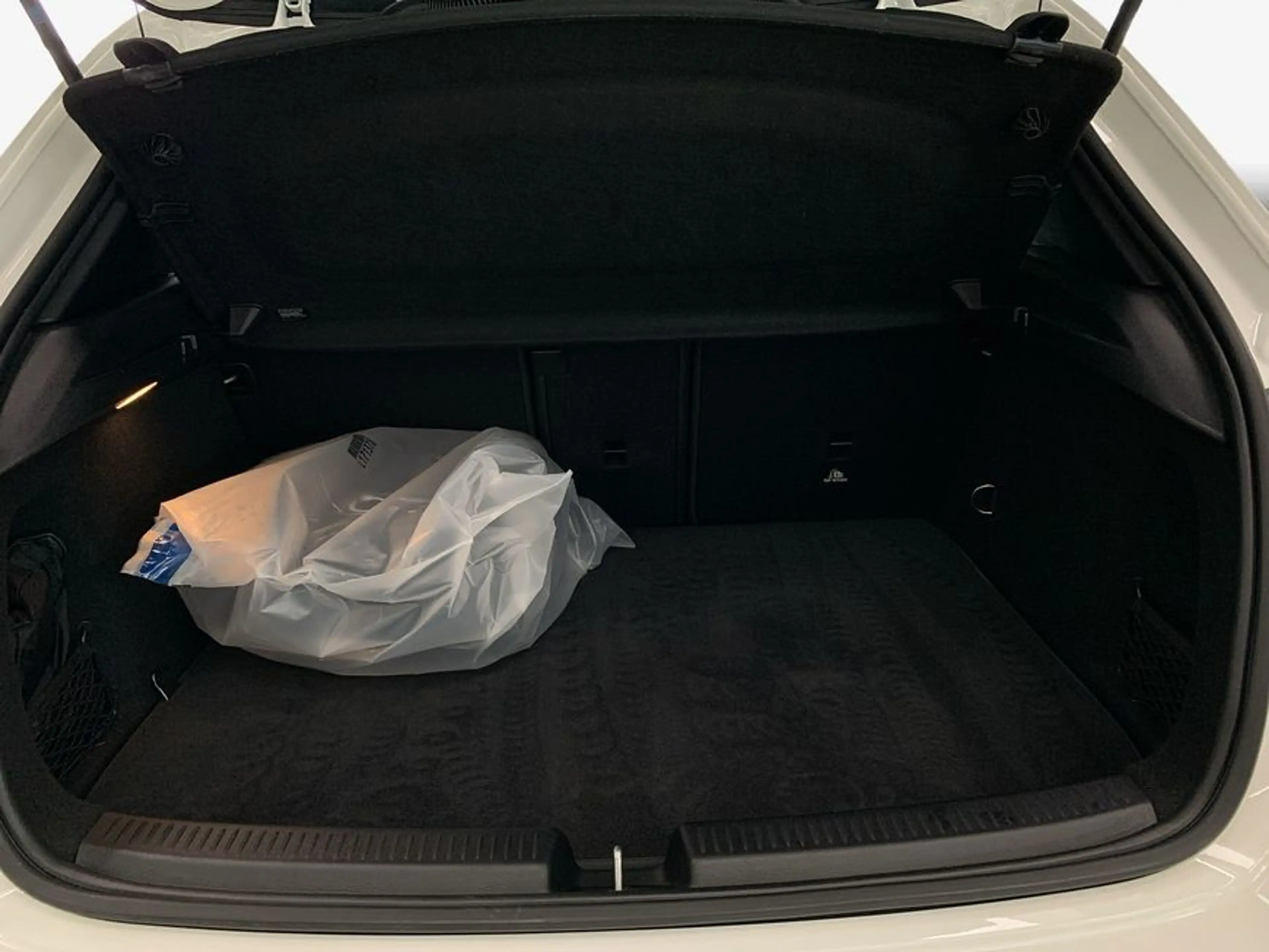 Mercedes-Benz A 250 A-Klasse — photo 8