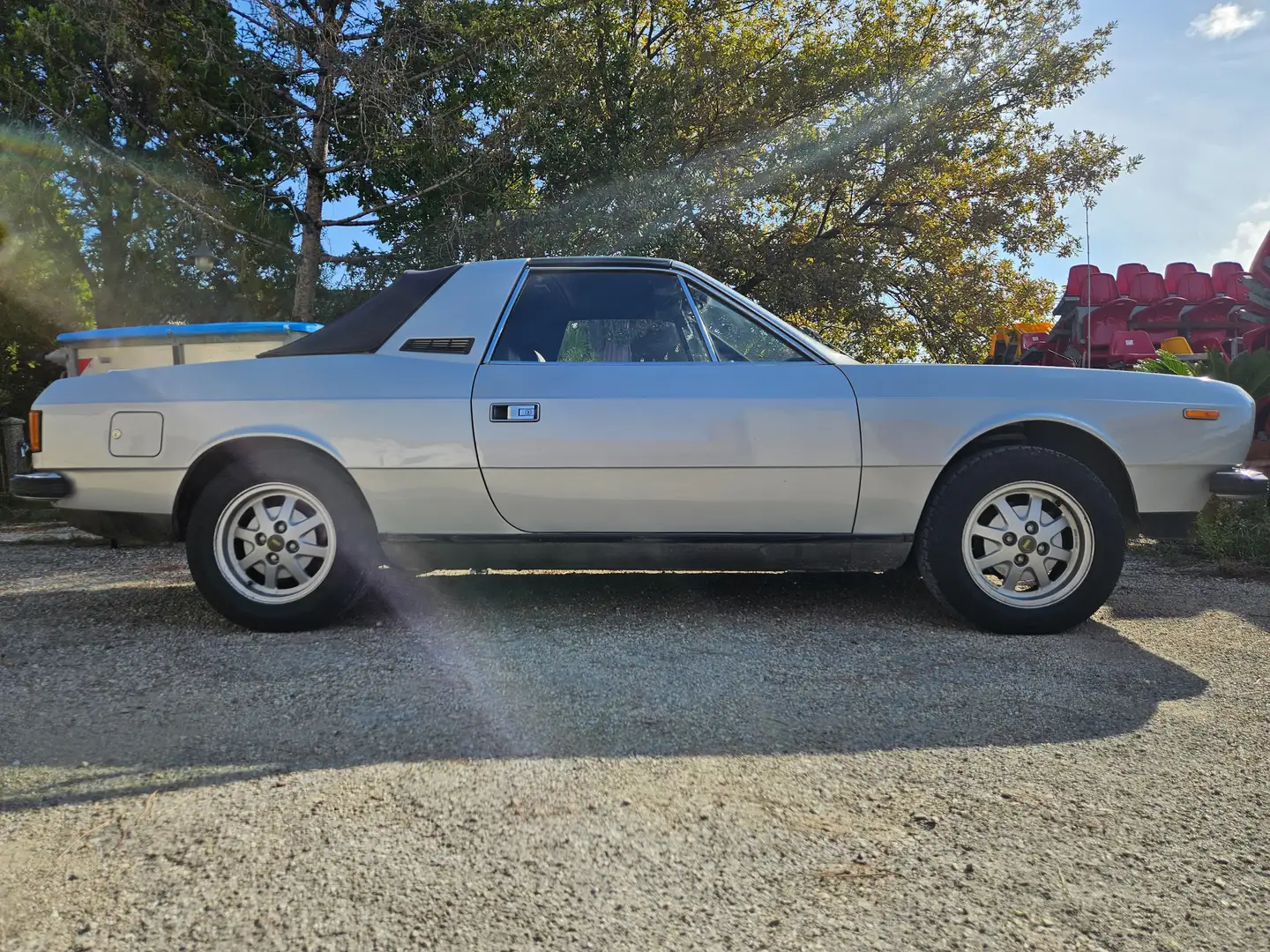 Lancia Beta 2000 Spider Zagato Plateado - 1