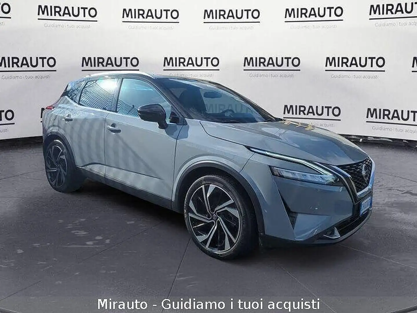 Nissan Qashqai 3ª serie Qashqai MHEV 158 CV Xtronic 4WD Tekna+ Gris - 1