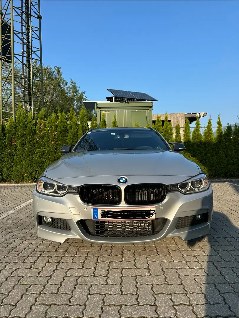 BMW 320 320d Touring Aut. - 1