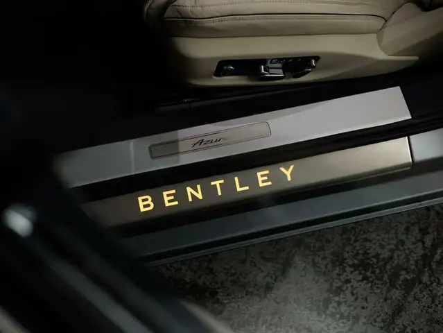 Bentley Continental GTC Azure V8 Ansicht 20