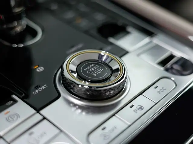 Bentley Continental GTC Azure V8 Ansicht 35