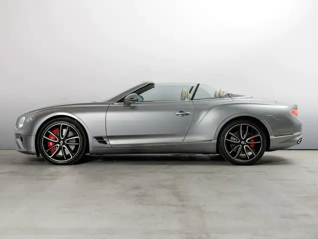 Bentley Continental GTC Azure V8 Ansicht 3