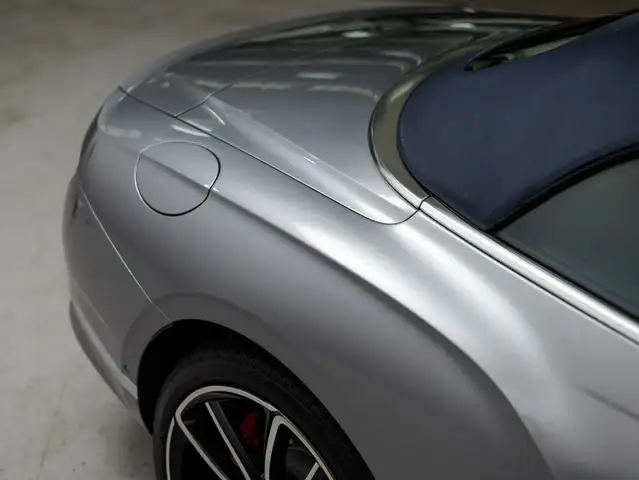 Bentley Continental GTC Azure V8 Ansicht 15