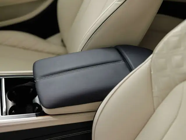 Bentley Continental GTC Azure V8 Ansicht 41