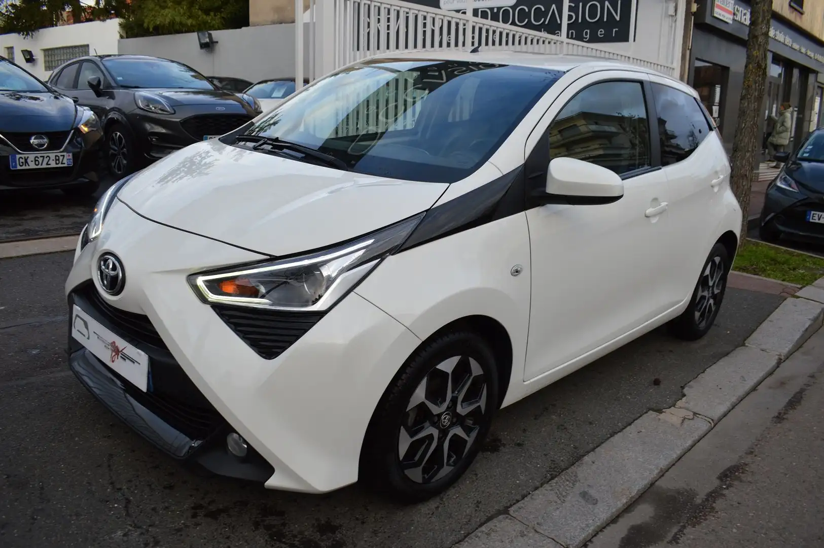 Toyota Aygo 1.0 VVT-I 72CH X-CITE 5P Blanc - 1