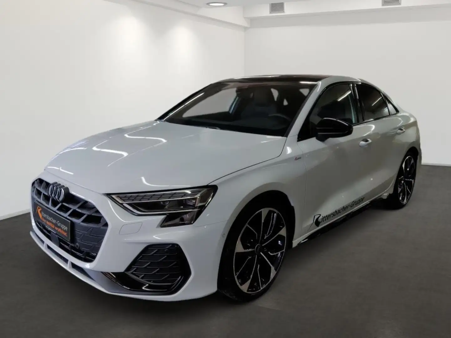 Audi A3 Limousine S line Int. S Pano Matrix LED Sonos Info Weiß - 2