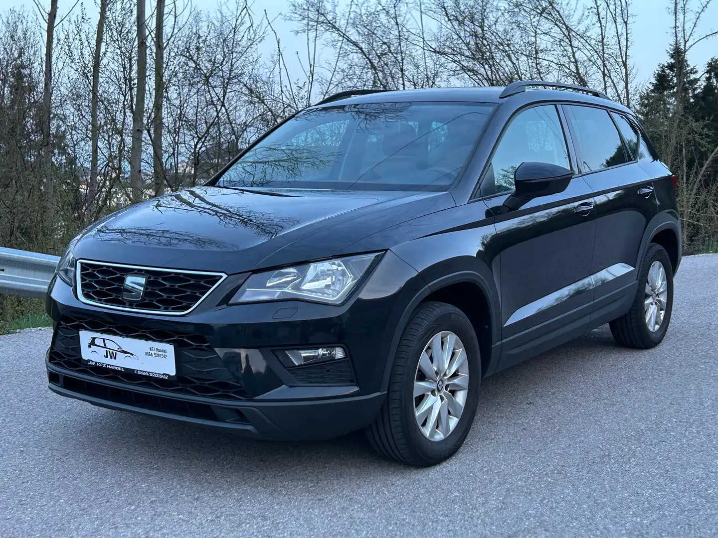SEAT Ateca *Garantie*, Service+Pickerl NEU Schwarz - 1