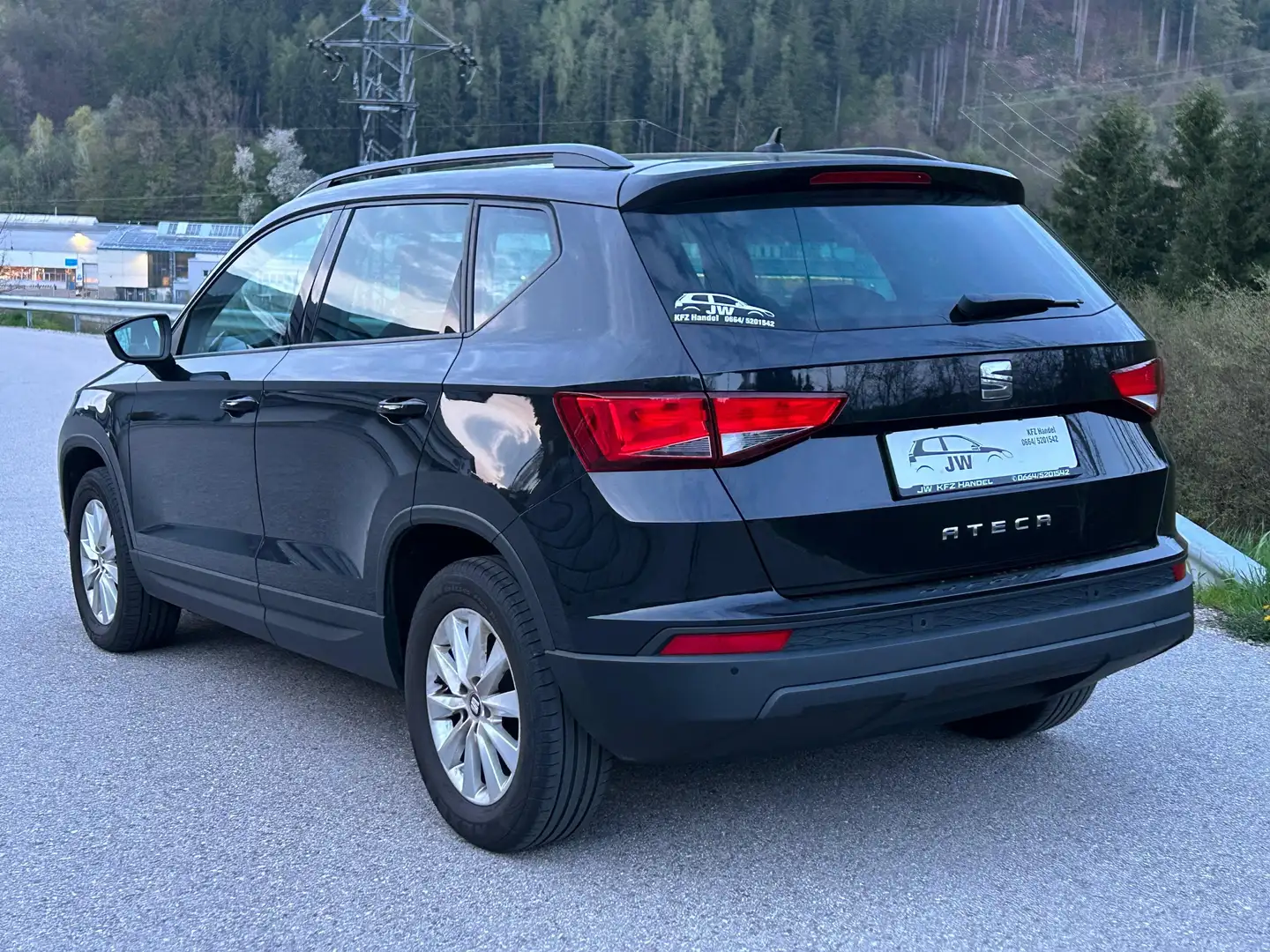 SEAT Ateca *Garantie*, Service+Pickerl NEU Schwarz - 2