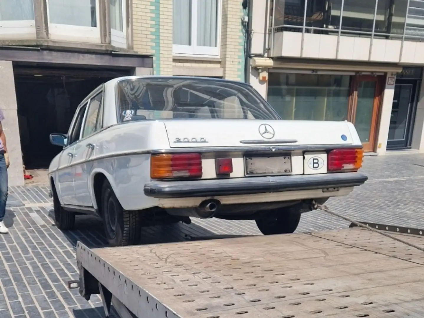 Mercedes-Benz 200 Mercedes Daimler-Benz 200 d Beyaz - 2