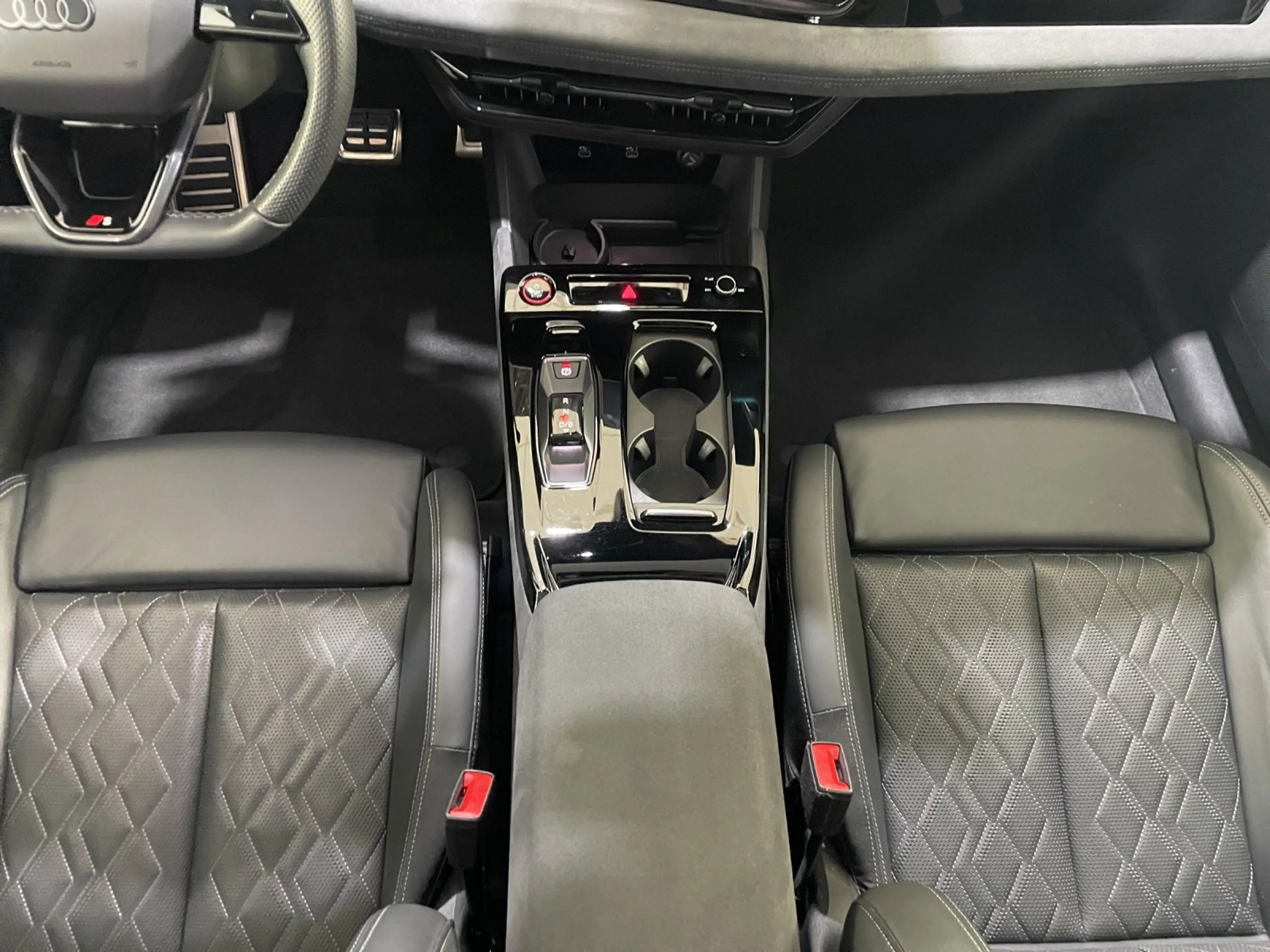 Audi S6 e-tron S6 Avant e-tron quattro inkl. Wallbox | PANO | — photo 13