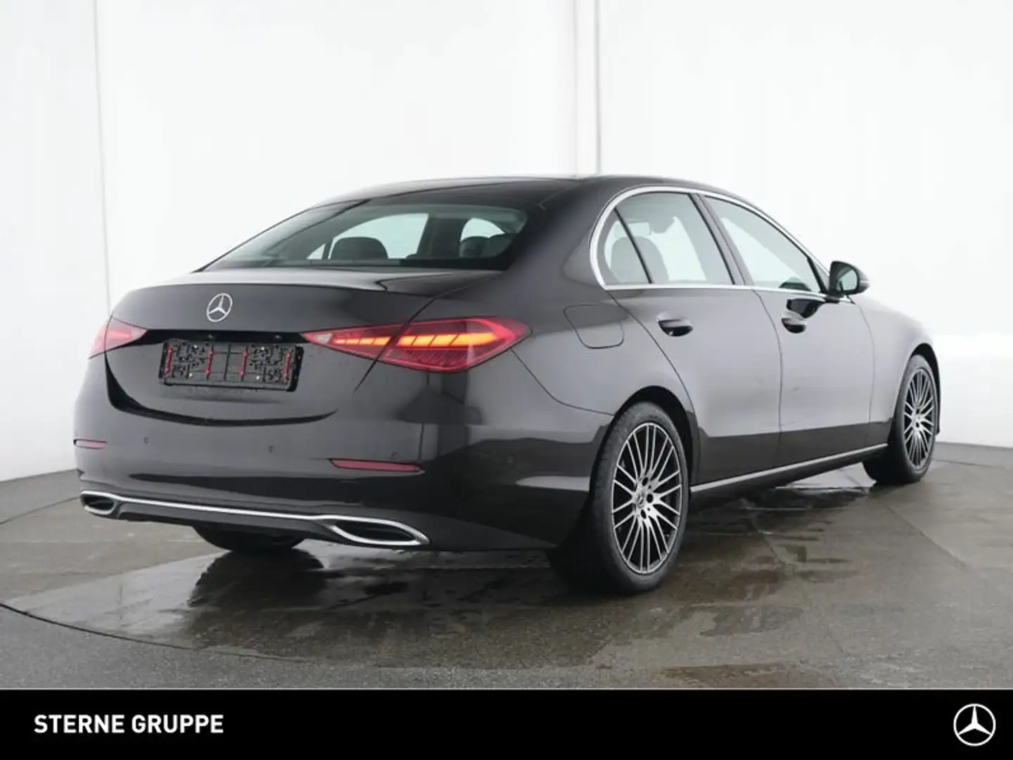 Mercedes-Benz C 180 C 180 AVANTGARDE Standh LEDTotwi Ambi Kam 18" Schwarz - 2