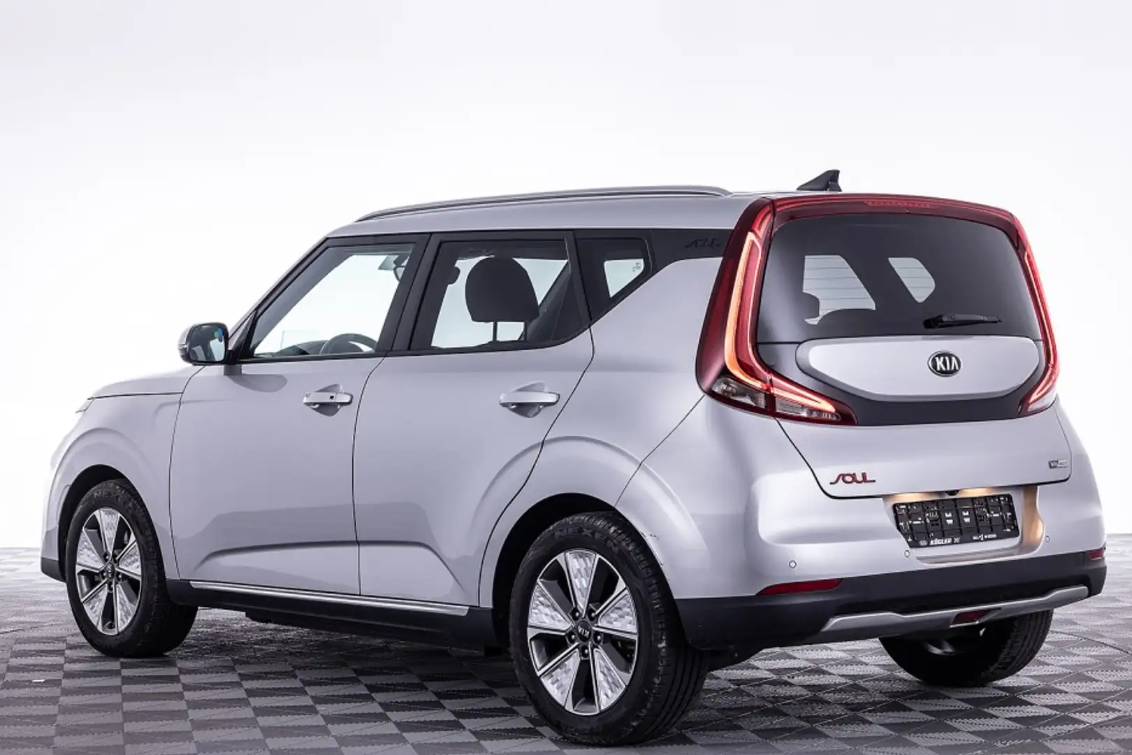 Kia Soul e-Soul ExecutiveLine 64 kWh | SCHUIFDAK | SOH 100% Gris - 2