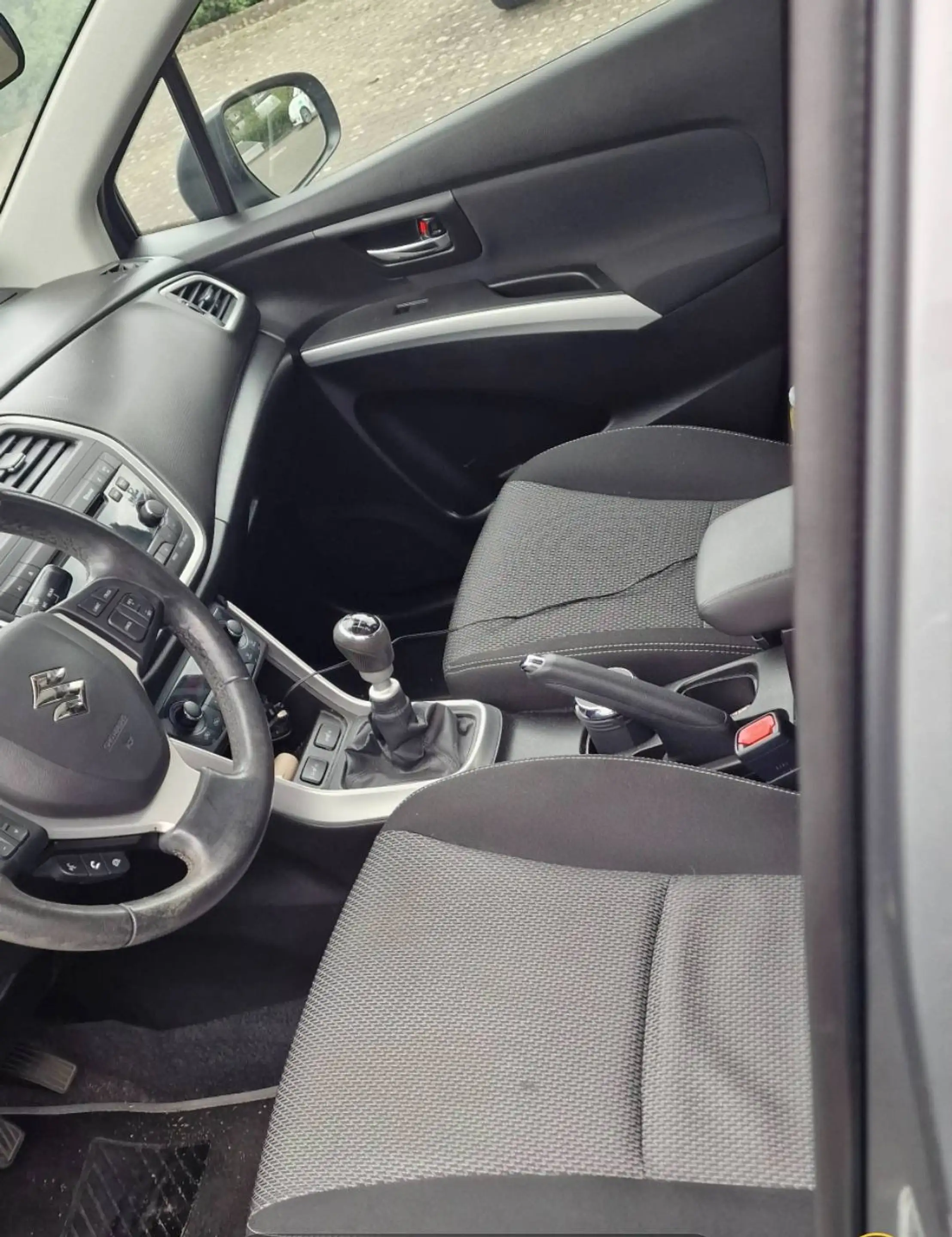 Suzuki SX4 S-Cross Club — photo 10