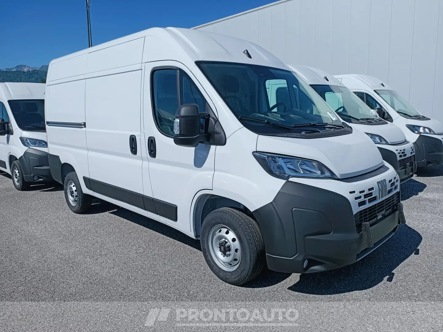 Fiat Ducato Serie 2 My25.5 Ducato Furgone Lastrato L2h2 Blanc - 2