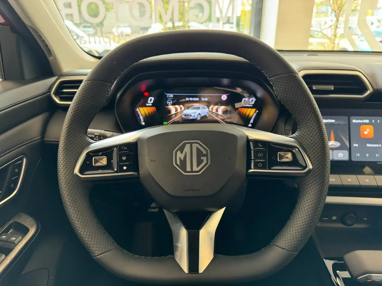 MG ZS Hybrid+ LUX Red, миниатюра 12