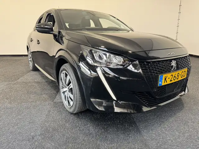 Peugeot e-208 50 kWh EV Active Car Play Airco Cruise Control