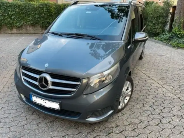Mercedes-Benz V 250 V 250 (BlueTEC) d extralang 4Matic 7G-TRONIC