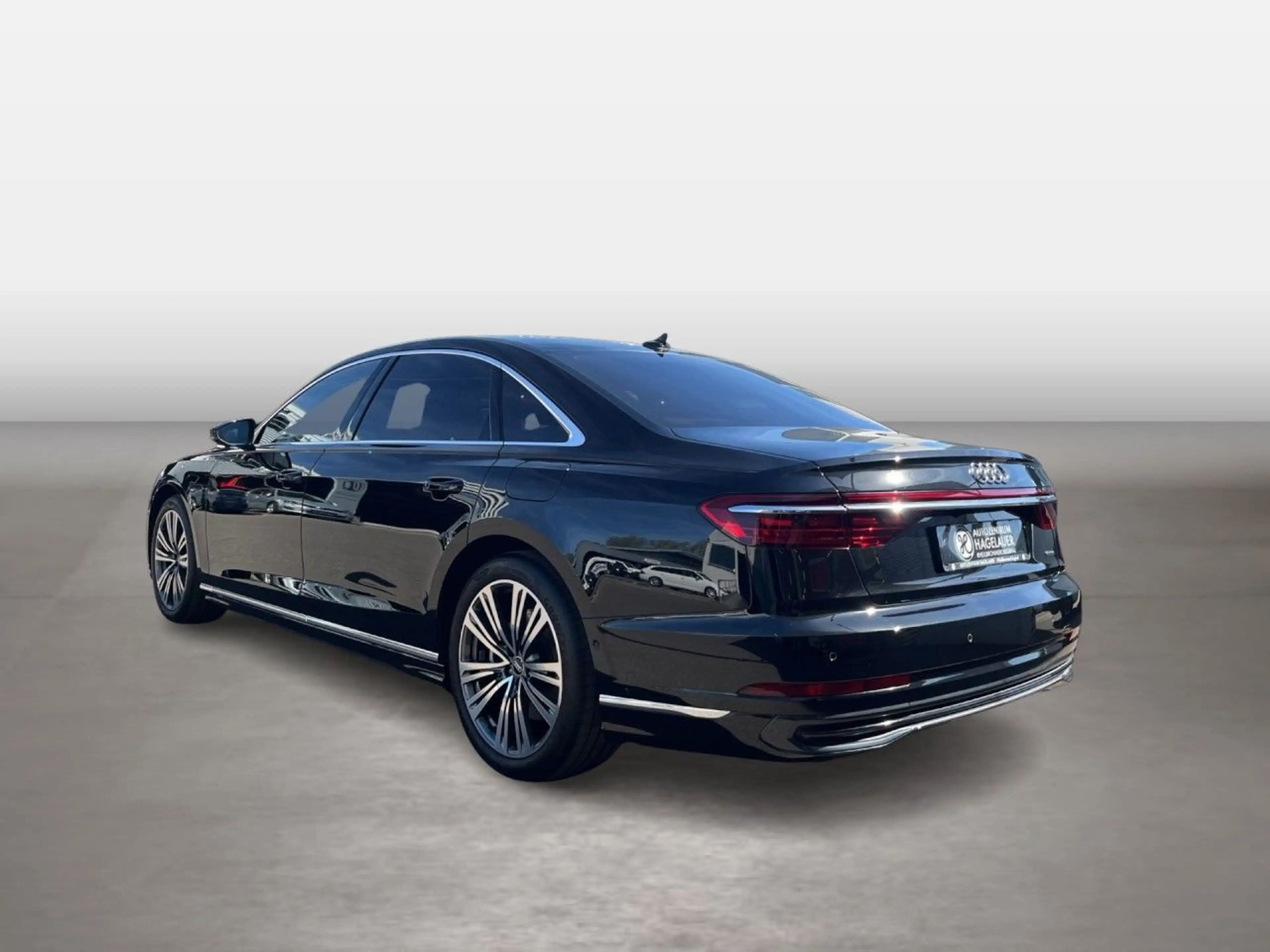 Audi A8 lang 60 TFSI e quattro tiptronic Pano Matrix — photo 4