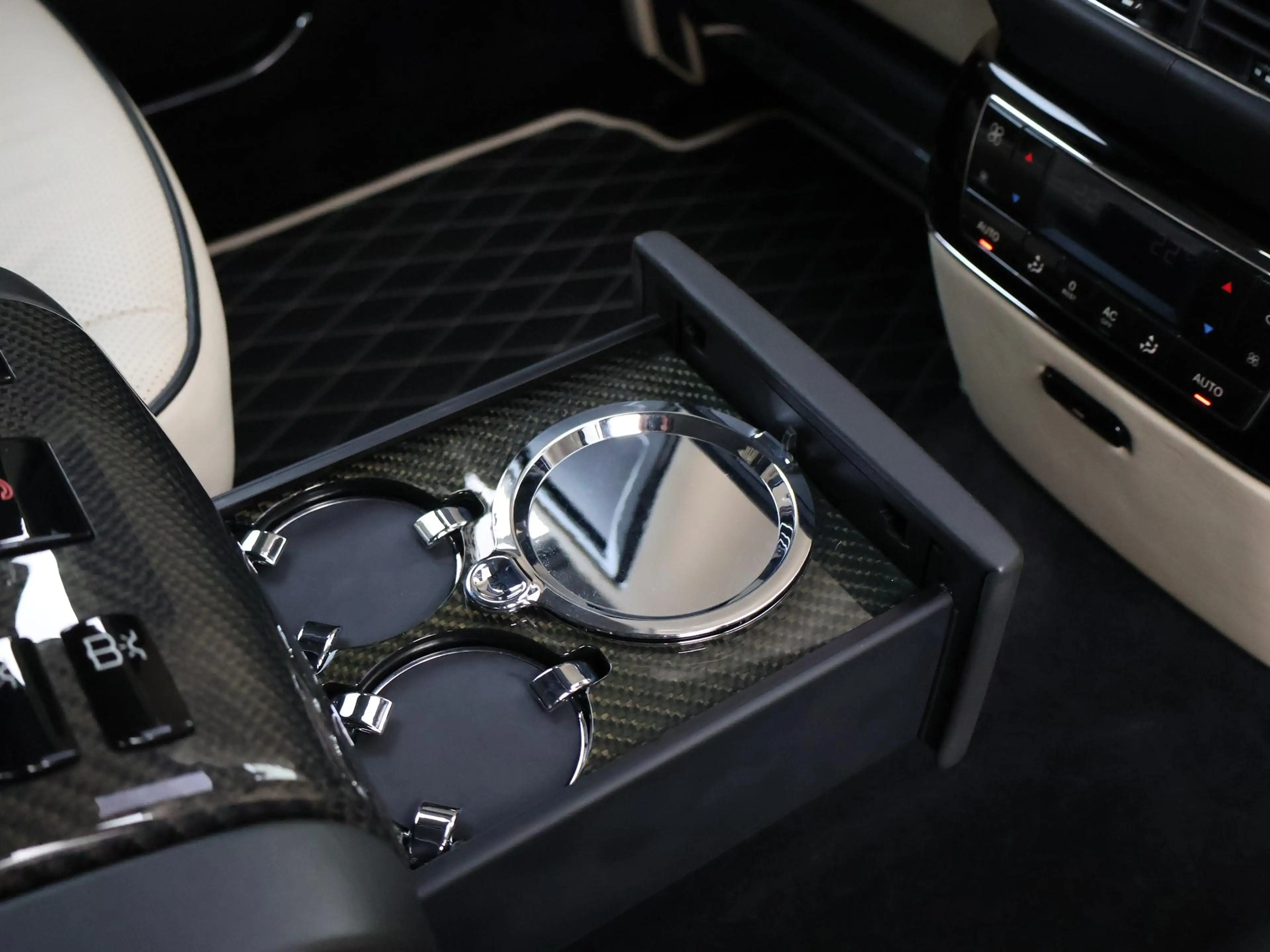 Maybach 57 6.0 V12 S 612 PK AUT. *UNIEK* + MASSAGE | KOELKAST — photo 33