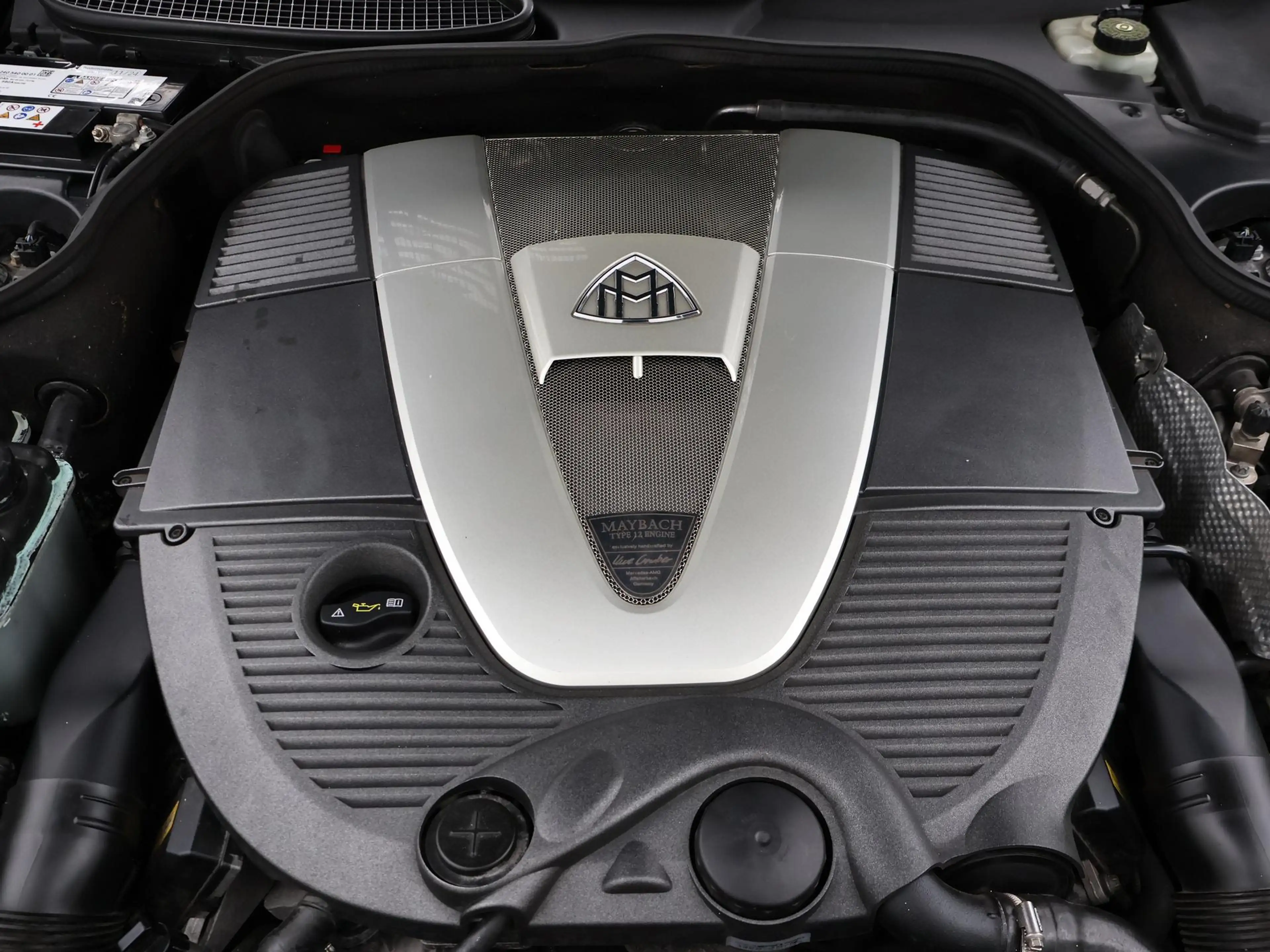 Maybach 57 6.0 V12 S 612 PK AUT. *UNIEK* + MASSAGE | KOELKAST — photo 14