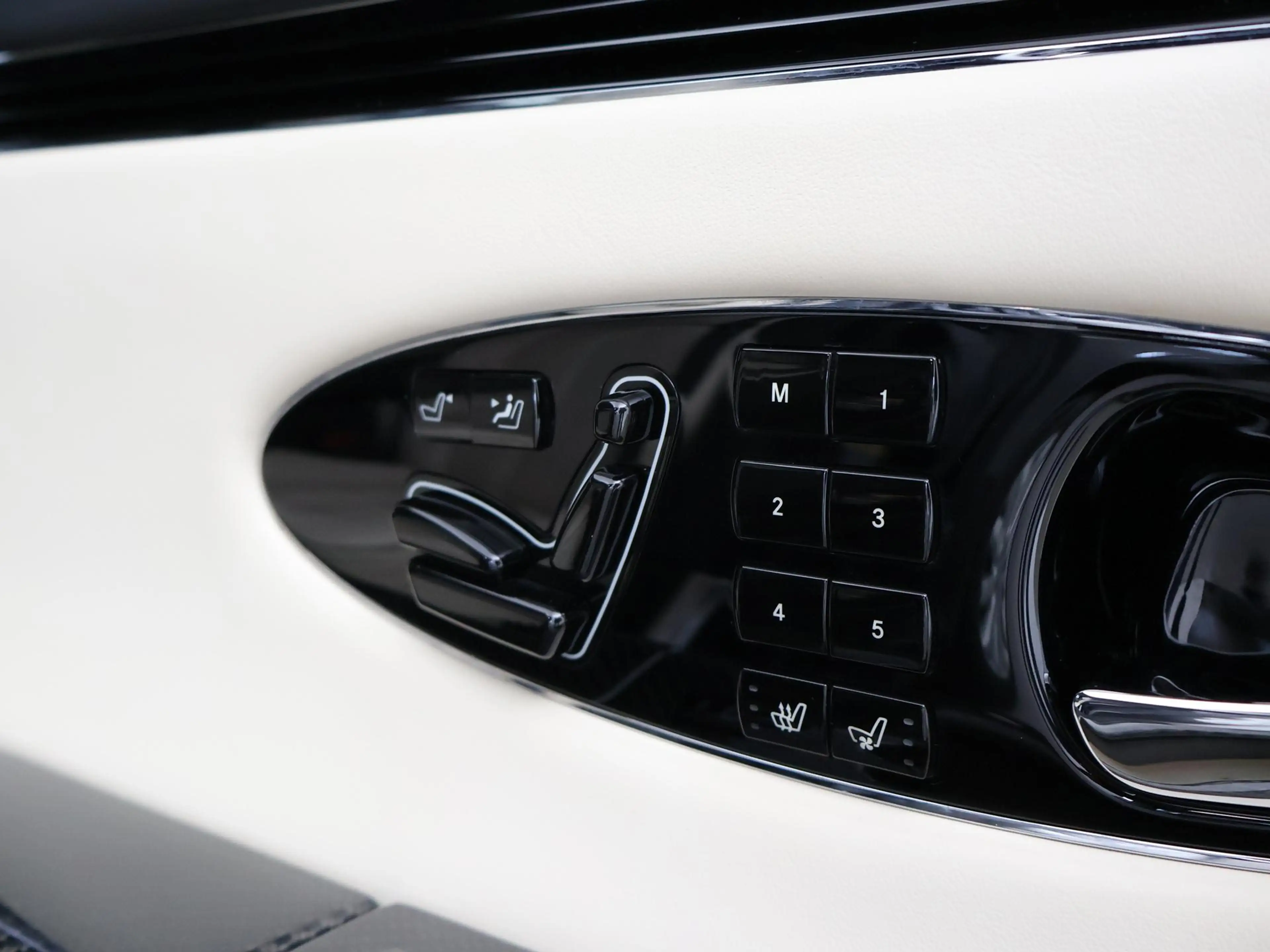 Maybach 57 6.0 V12 S 612 PK AUT. *UNIEK* + MASSAGE | KOELKAST — photo 20
