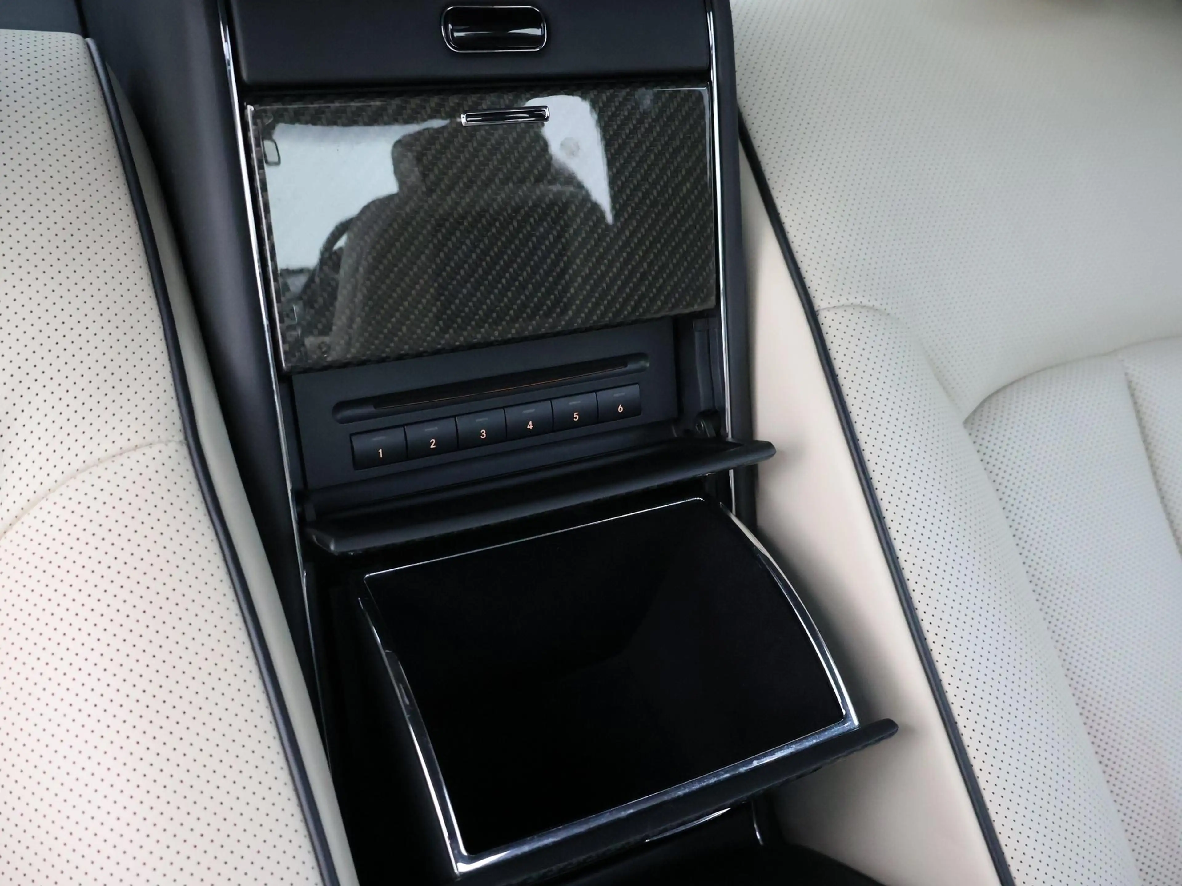Maybach 57 6.0 V12 S 612 PK AUT. *UNIEK* + MASSAGE | KOELKAST — photo 30