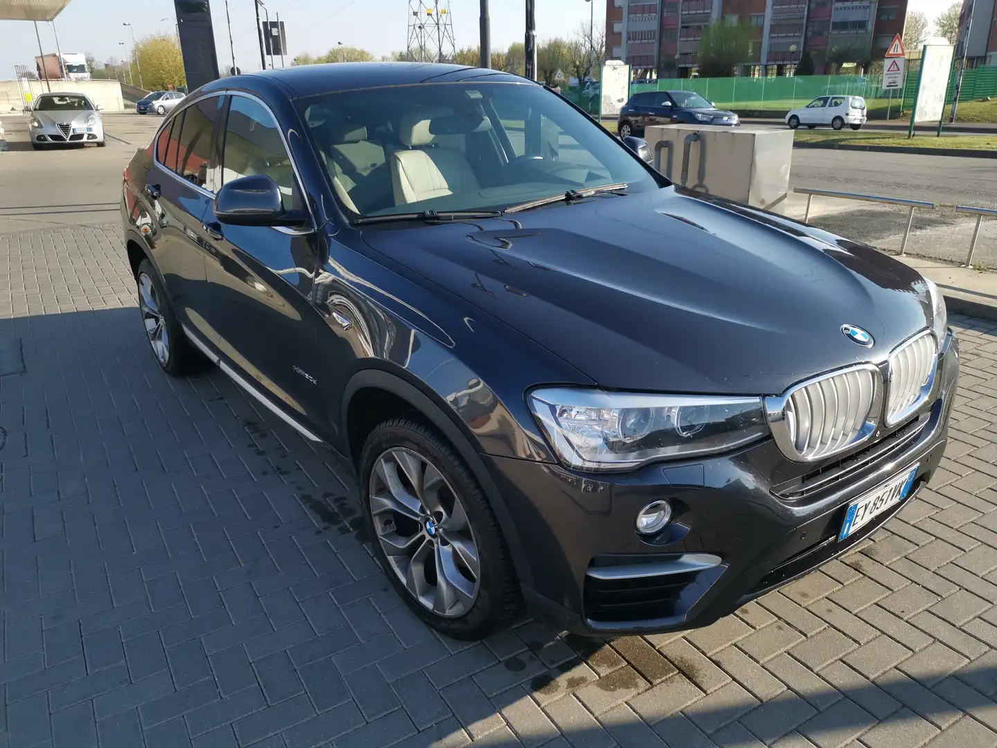 BMW X4 X4 xdrive30dA xLine Grau - 2