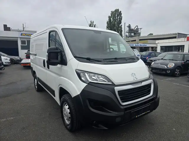 Peugeot Boxer 330 L1H1 Pro BlueHDi 120 Stop&Start