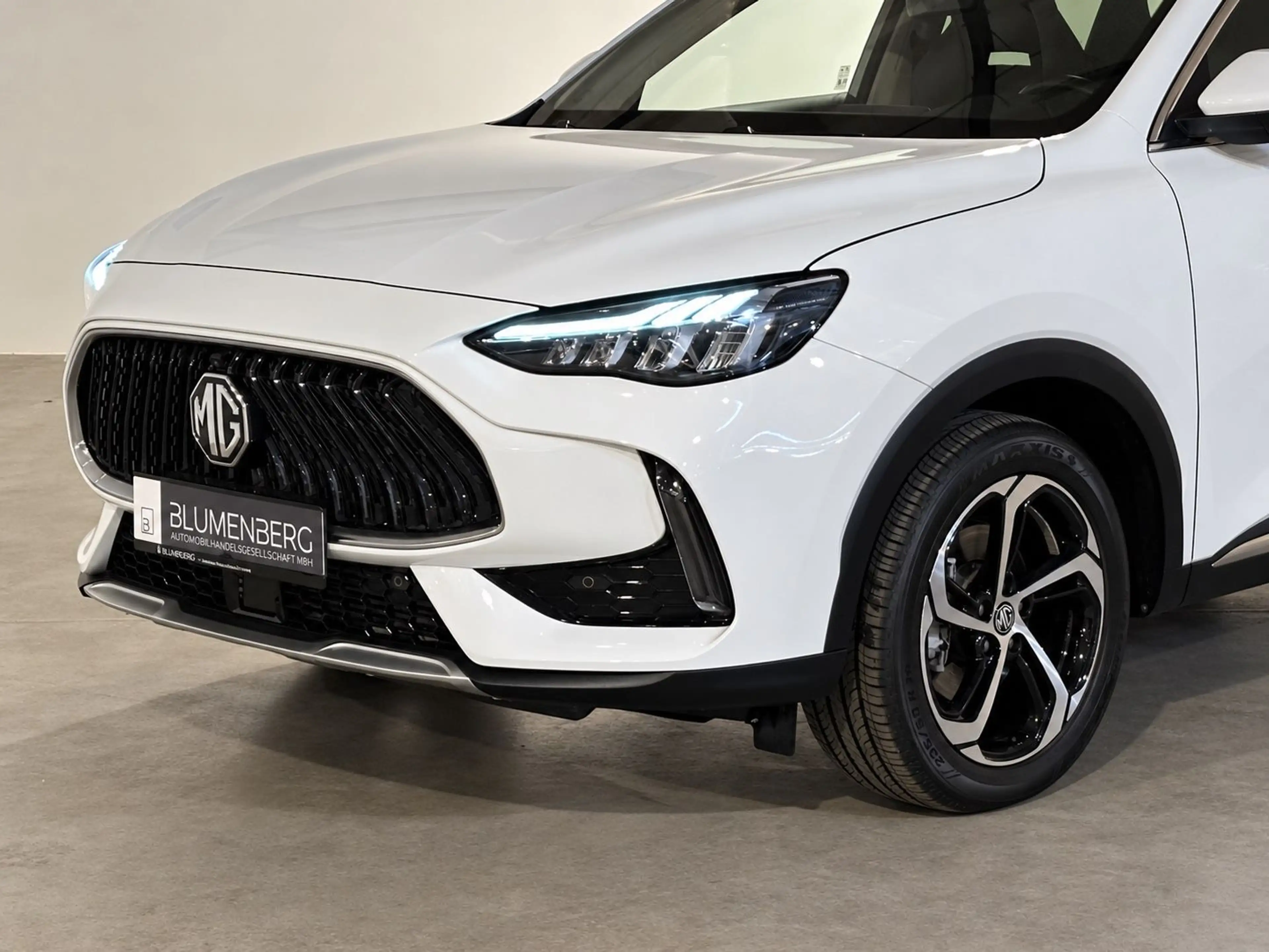 MG HS Luxury *Pano,Virtual,Carplay,ACC,LED,Leder* — photo 8