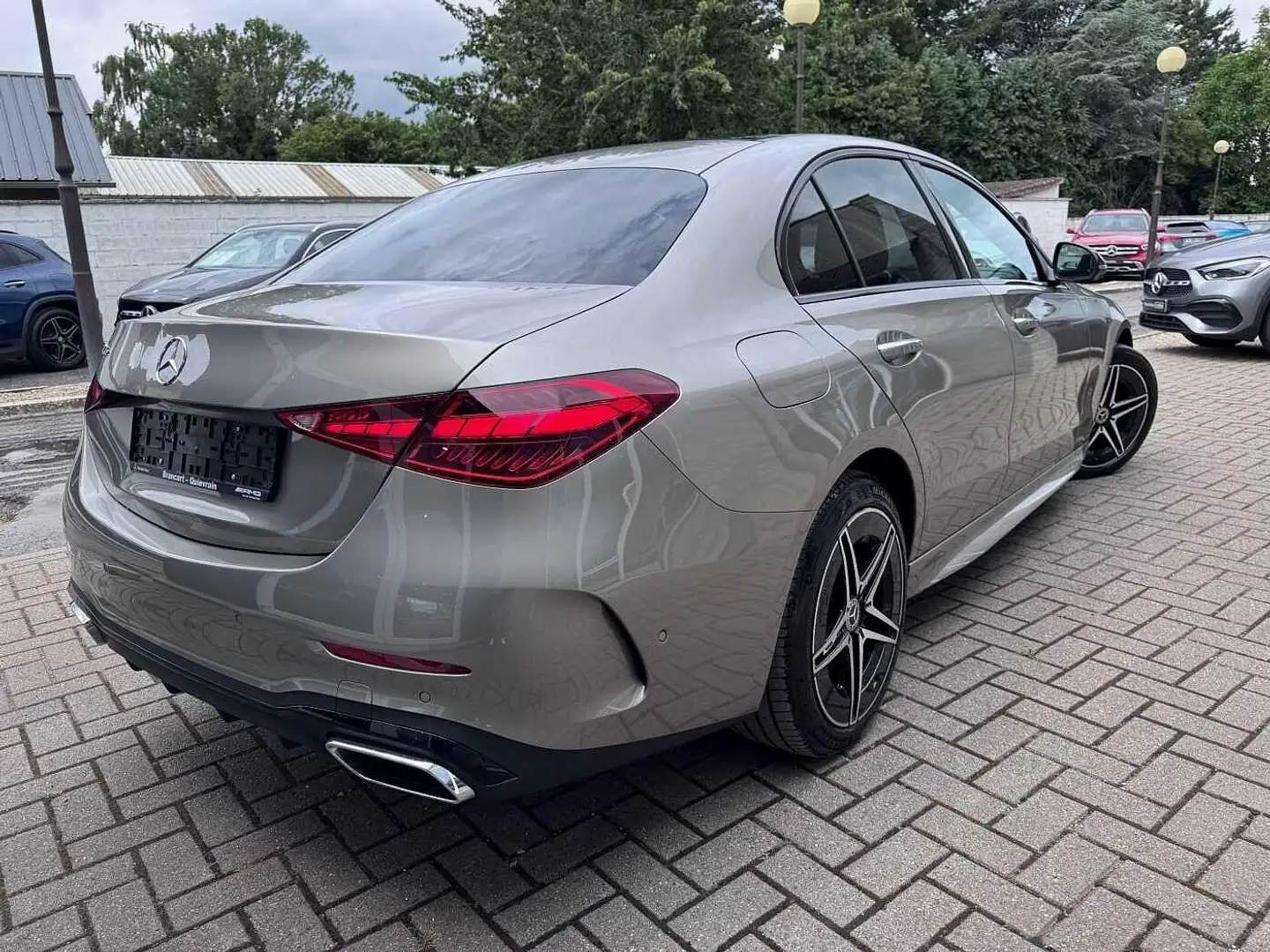 Mercedes-Benz C 300 de Hybrid AMG Line - 2