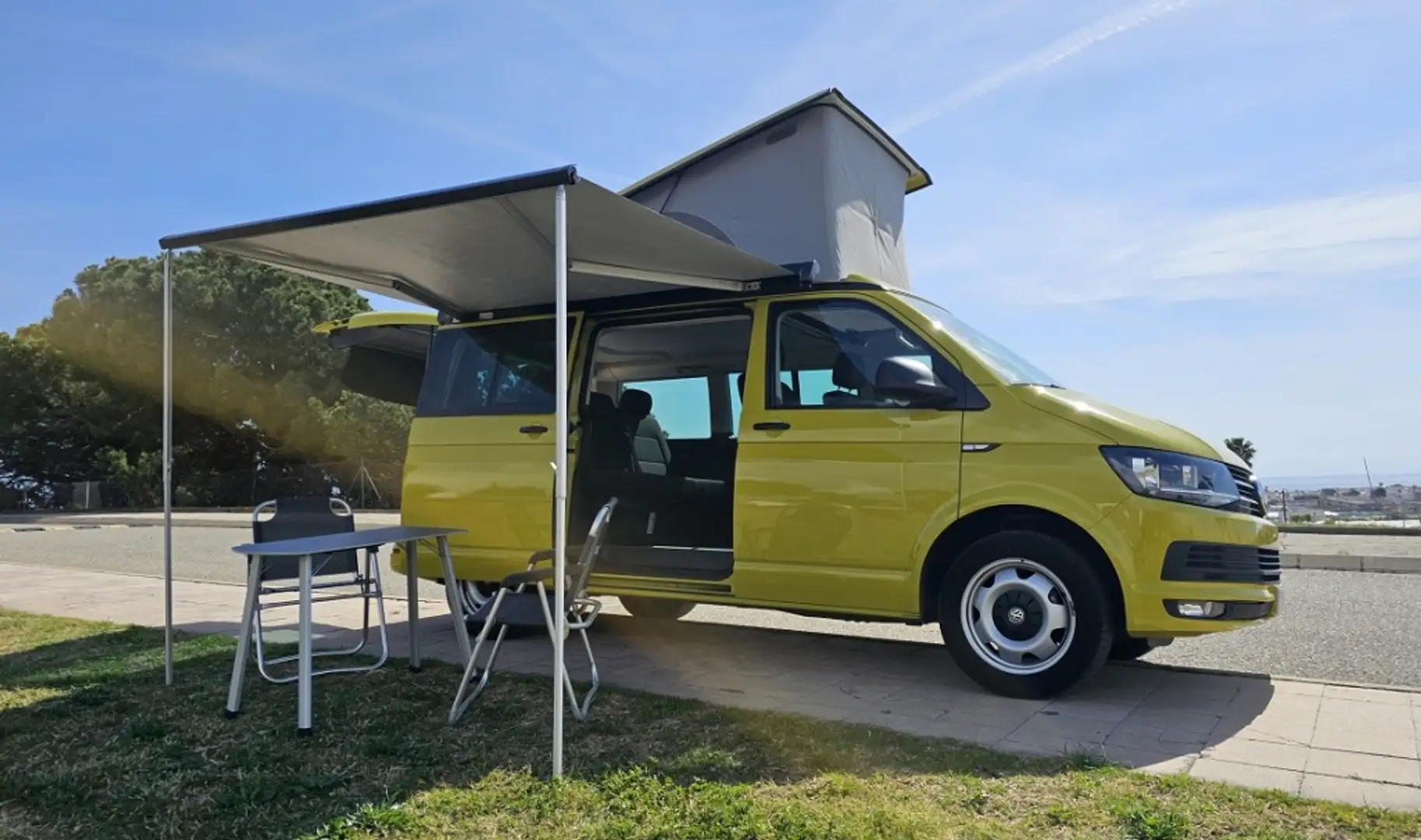 Volkswagen T5 California 2.0TDI BMT Beach 110kw Żółty - 1