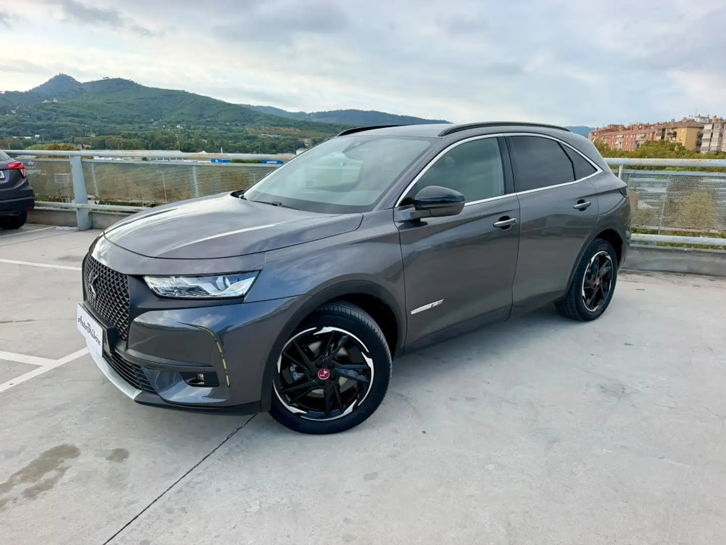 DS Automobiles DS 7 Crossback 1.5BlueHDi Performance Line Plus Aut. Gris - 2