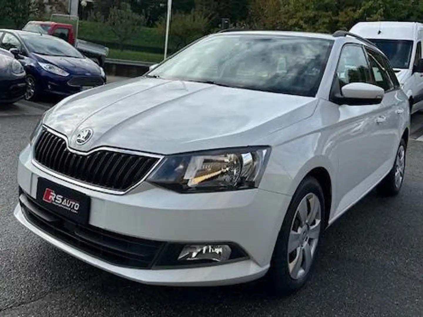 Skoda Fabia Fabia VAN 1.4 tdi 75cv Weiß - 1