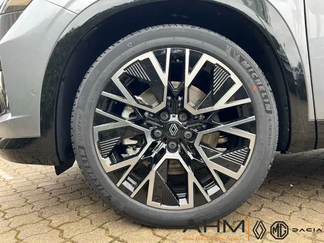 Renault Austral view 8