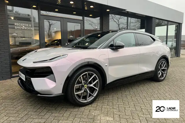 Lotus Eletre EDS 450 S 4WD 112 kWh I 126k NP I 5 j Gar.