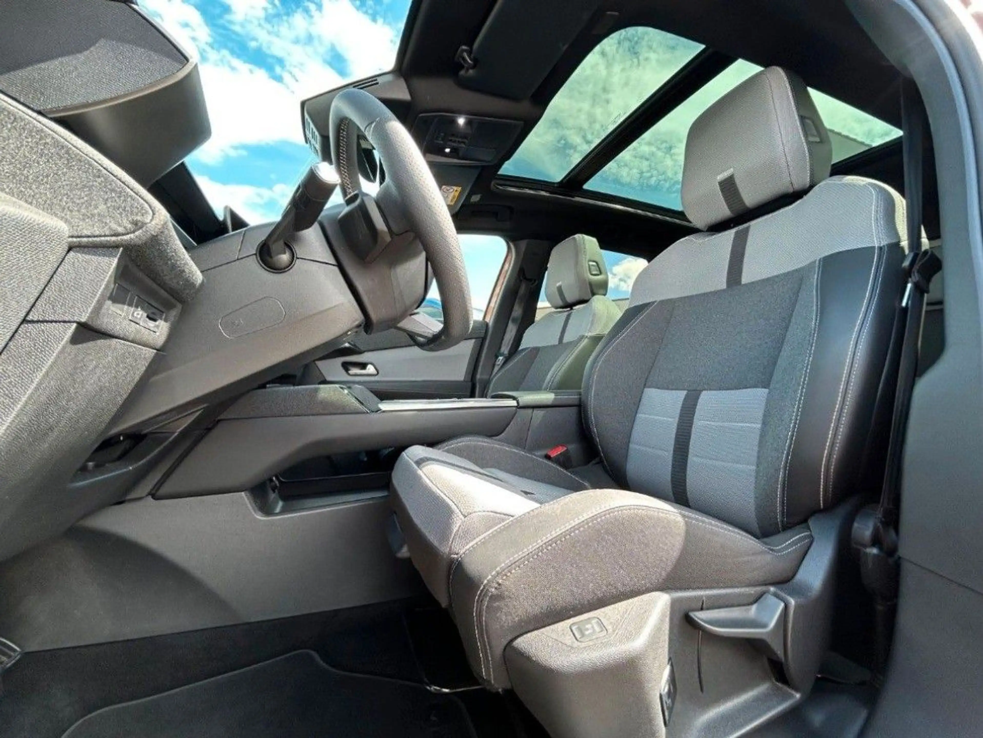 Opel Others Grandland (X)AHK + PANORAMA + ACC — photo 10