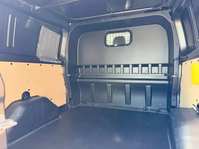 Ford Transit Custom view 6