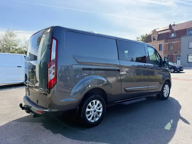 Ford Transit Custom view 7
