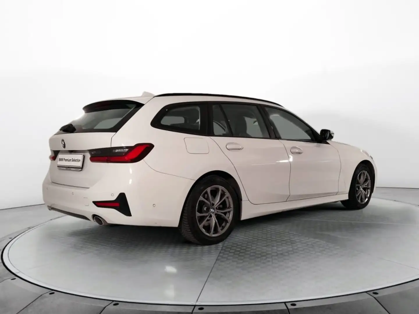BMW 316 d 48V Touring Sport Bianco - 2