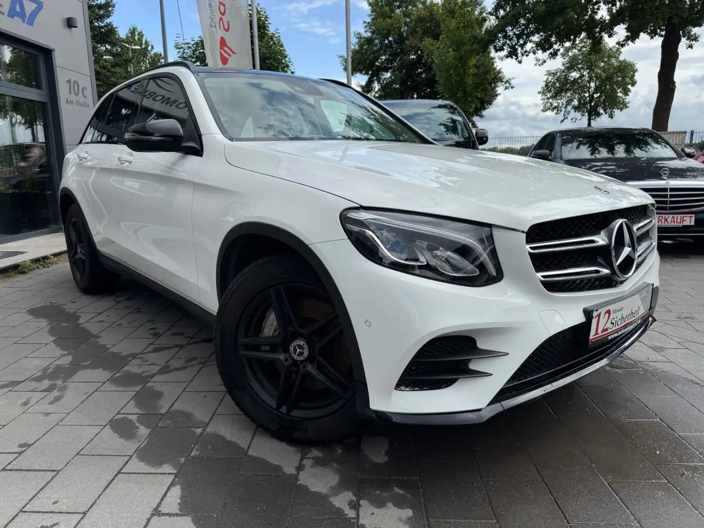 Mercedes-Benz GLC 350 d 4Matic *PANO/LEDER/NIGHT/BURMESTER* Bílá - 1